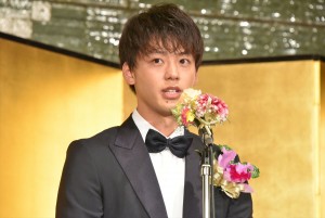 「第26回橋田賞授賞式」に出席した竹内涼真