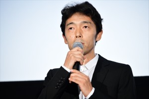 『BLEACH』公開記念舞台挨拶に登壇した佐藤信介監督