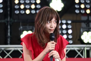 『ヒモメン』記者会見に登壇した川口春奈