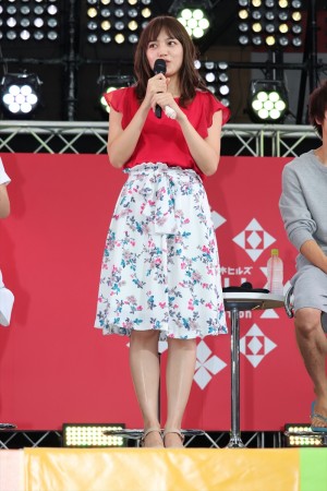 『ヒモメン』記者会見に登壇した川口春奈