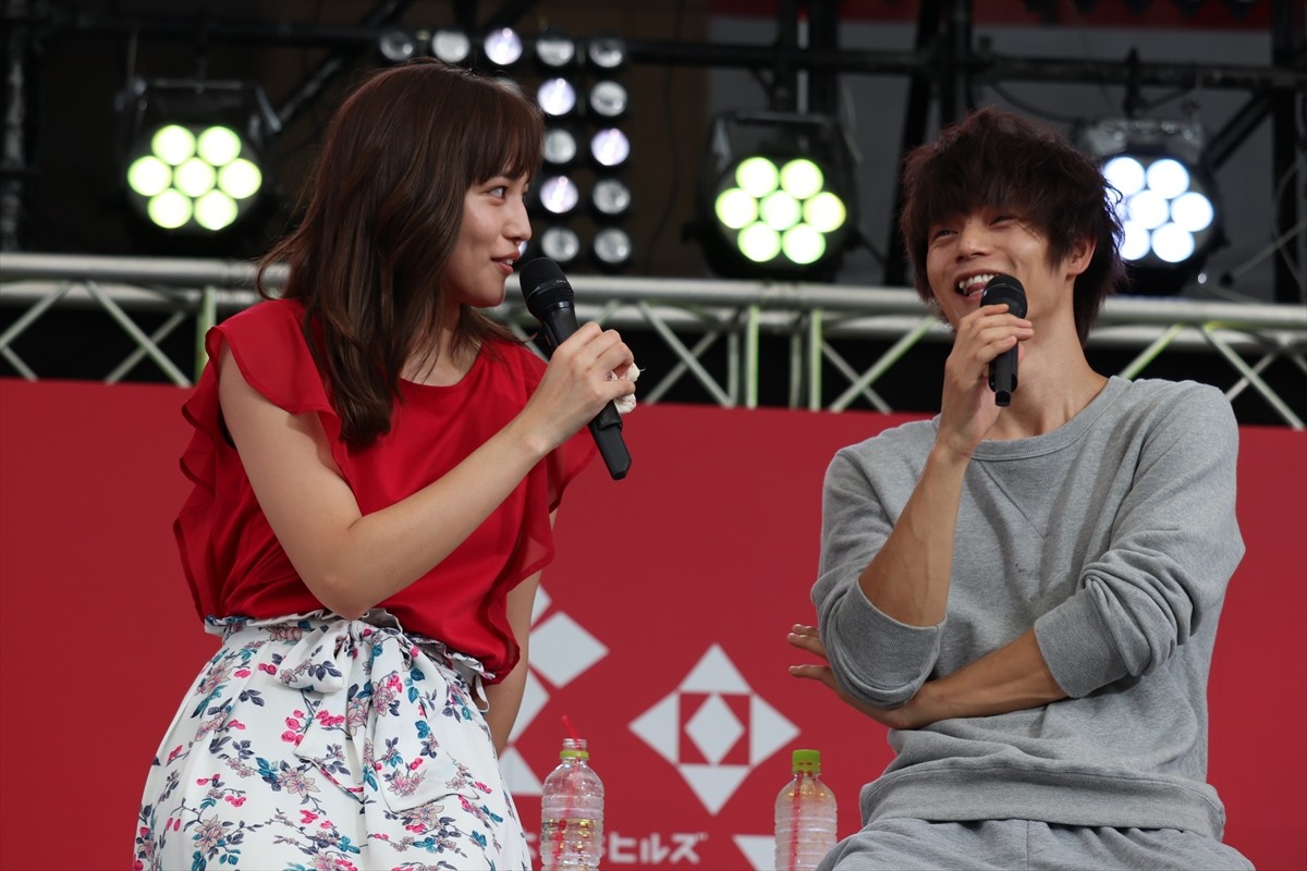 『ヒモメン』同棲カップル・窪田正孝＆川口春奈、互いの長所は“顔”