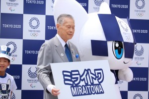 「東京2020マスコット デビューイベント」に出席した森喜朗氏