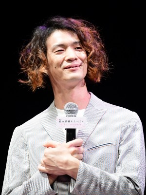  劇場アニメ『君の膵臓をたべたい』完成披露試写会に出席したsumika