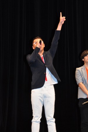 映画『僕のヒーローアカデミア THE MOVIE ～2人の英雄～』完成披露試写会に登壇した三宅健太