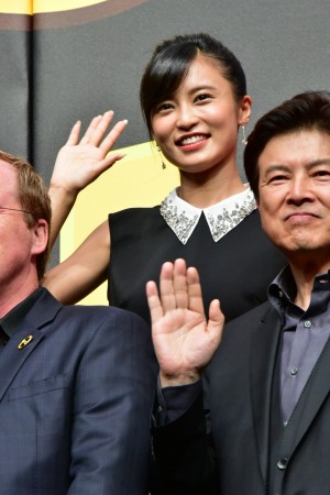 映画『インクレディブル・ファミリー』ジャパンプレミアに登壇した小島瑠璃子