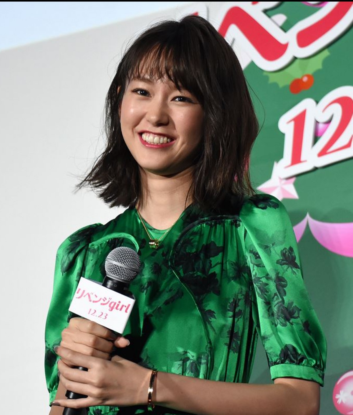 新垣結衣＆石原さとみが1位に 「一緒に海に行きたい芸能人」