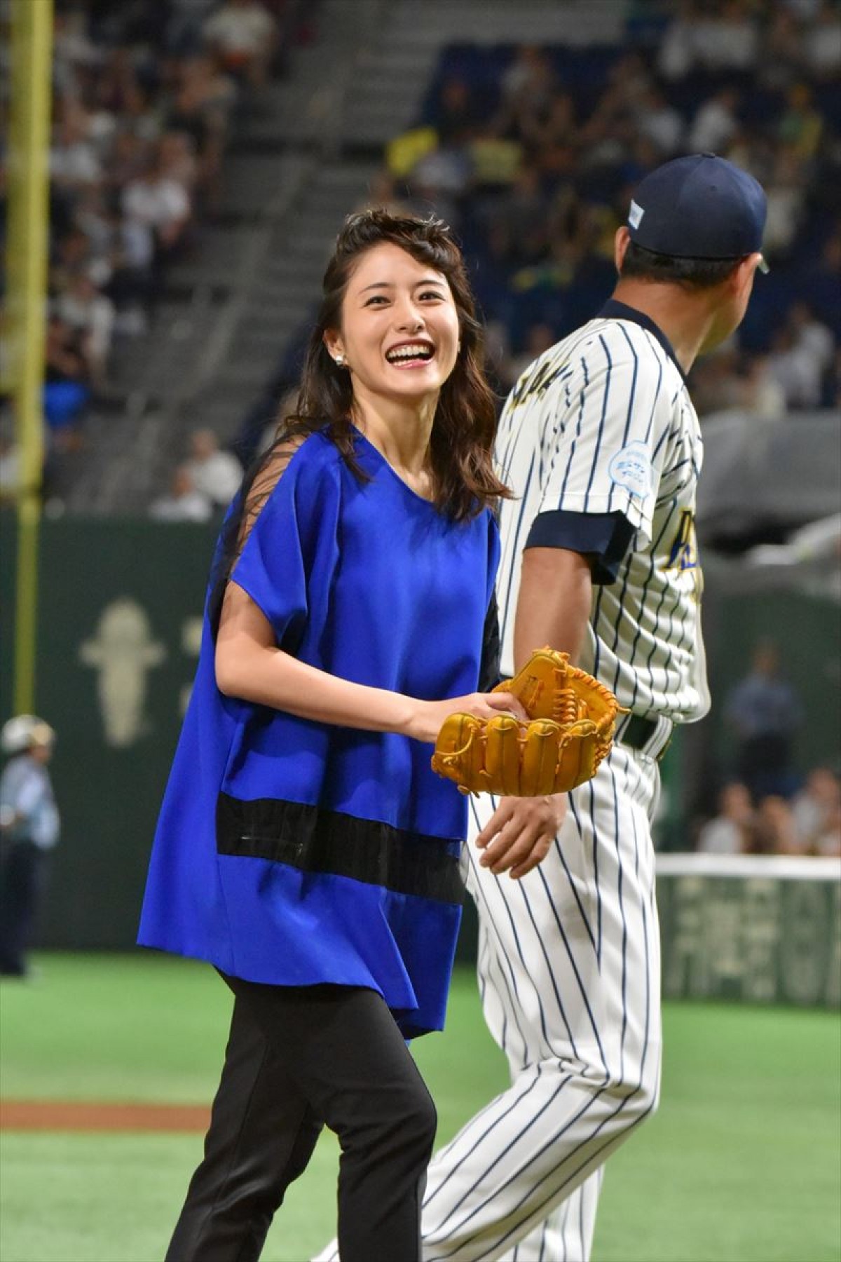石原さとみ、大好きな芸人・EXITとのコラボネタ披露に「かわすぎる」と絶賛の嵐