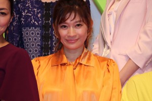 映画『SUNNY 強い気持ち・強い愛』完成披露舞台挨拶に登壇した篠原涼子