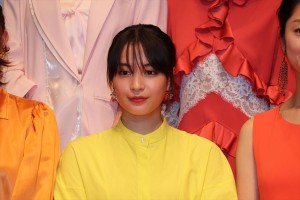 映画『SUNNY 強い気持ち・強い愛』完成披露舞台挨拶に登壇した広瀬すず