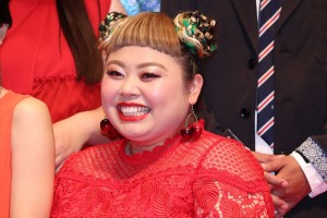 映画『SUNNY 強い気持ち・強い愛』完成披露舞台挨拶に登壇した渡辺直美