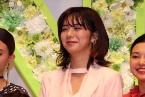 映画『SUNNY 強い気持ち・強い愛』完成披露舞台挨拶に登壇した池田エライザ