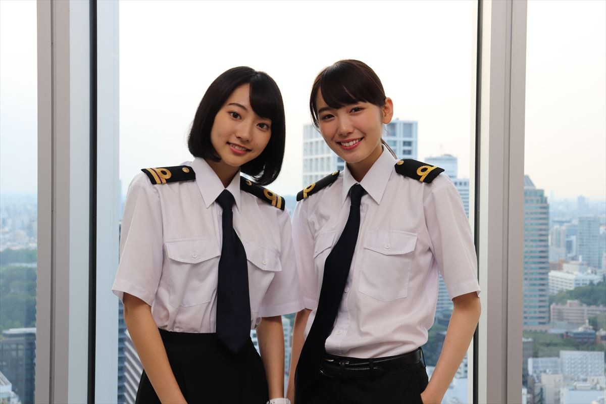 武田玲奈＆飯豊まりえ、2度目のダブル主演はアドリブの相性も抜群