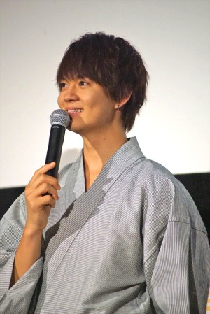 映画『青夏 きみに恋した30日』前日祭舞台挨拶に登場した佐野勇斗