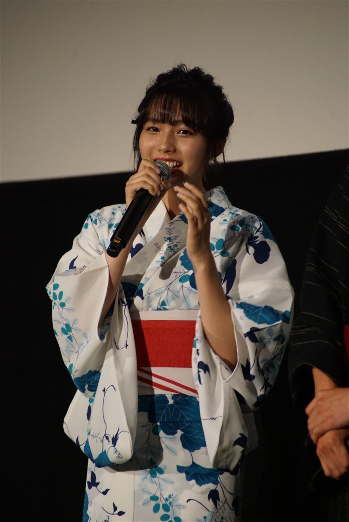 葵わかな、今年の“青夏体験”は「おじいちゃんと山登りしたい」