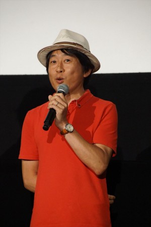 映画『青夏 きみに恋した30日』前日祭舞台挨拶に登場した古澤健監督