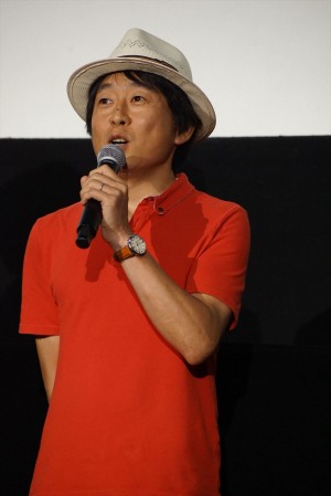 映画『青夏 きみに恋した30日』前日祭舞台挨拶に登場した古澤健監督