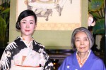 映画『日々是好日』完成披露イベントに出席した（左から）黒木華、樹木希林