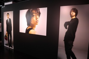 写真展「『G 健太郎』写真展 ～改めまして、伊藤健太郎です。～」にて