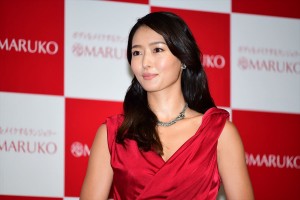RIZAPグループ「MARUKO」新CM発表会に出席したモデルの石黒エレナ