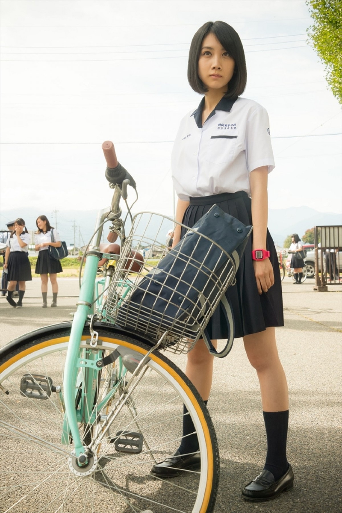 松本穂香が子猫とたわむれる『あの頃、君を追いかけた』メイキング解禁