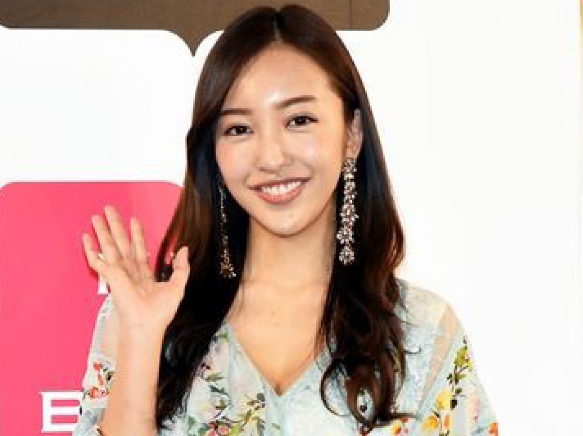 板野友美の“おさげヘア”にファン「おさげちん、かわいい」