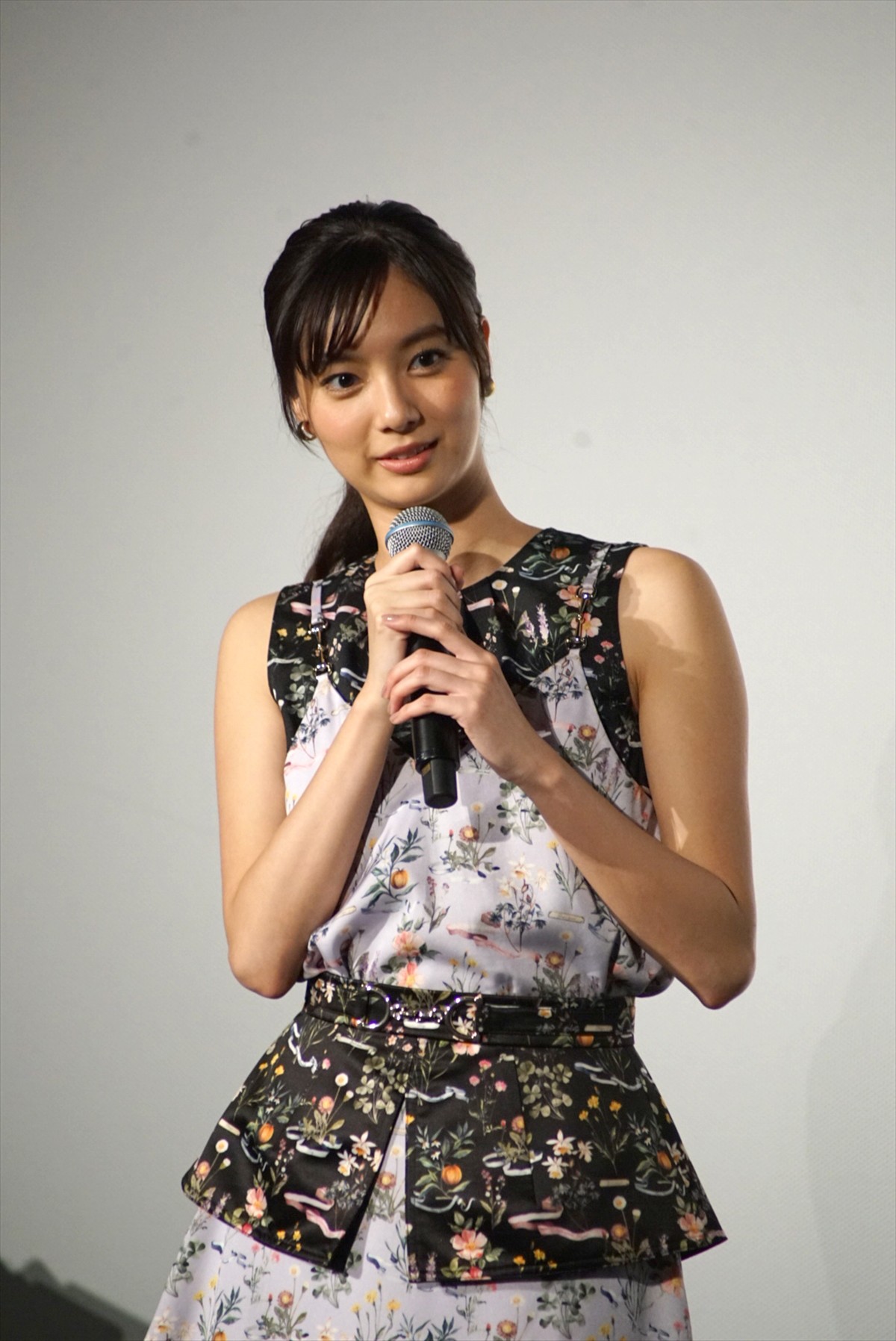 “国民の彼氏”竹内涼真、川栄李奈の母親の更年期も癒やす