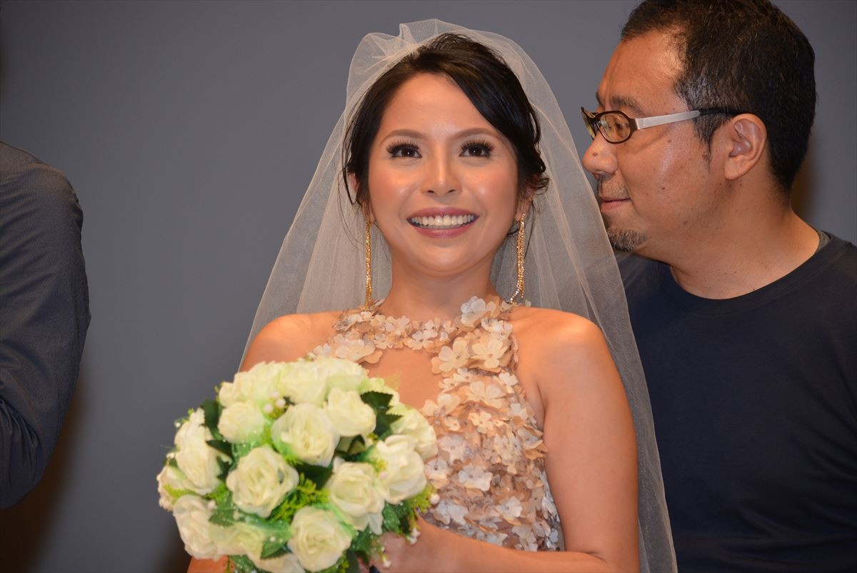 安田顕、人生初の“バージンロード”に照れながら「感無量です」