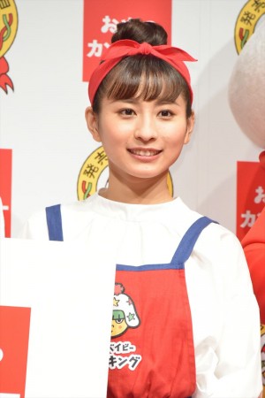 「ベビースターラーメン60年目 新CM＆スペシャルアンバサダー発表会」に出席したロン・モンロウ