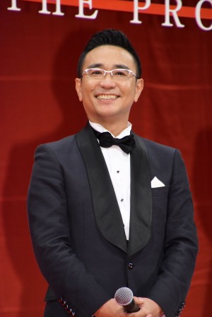 『検察側の罪人』完成披露試写会に登壇した八嶋智人