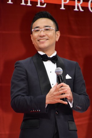 『検察側の罪人』完成披露試写会に登壇した八嶋智人