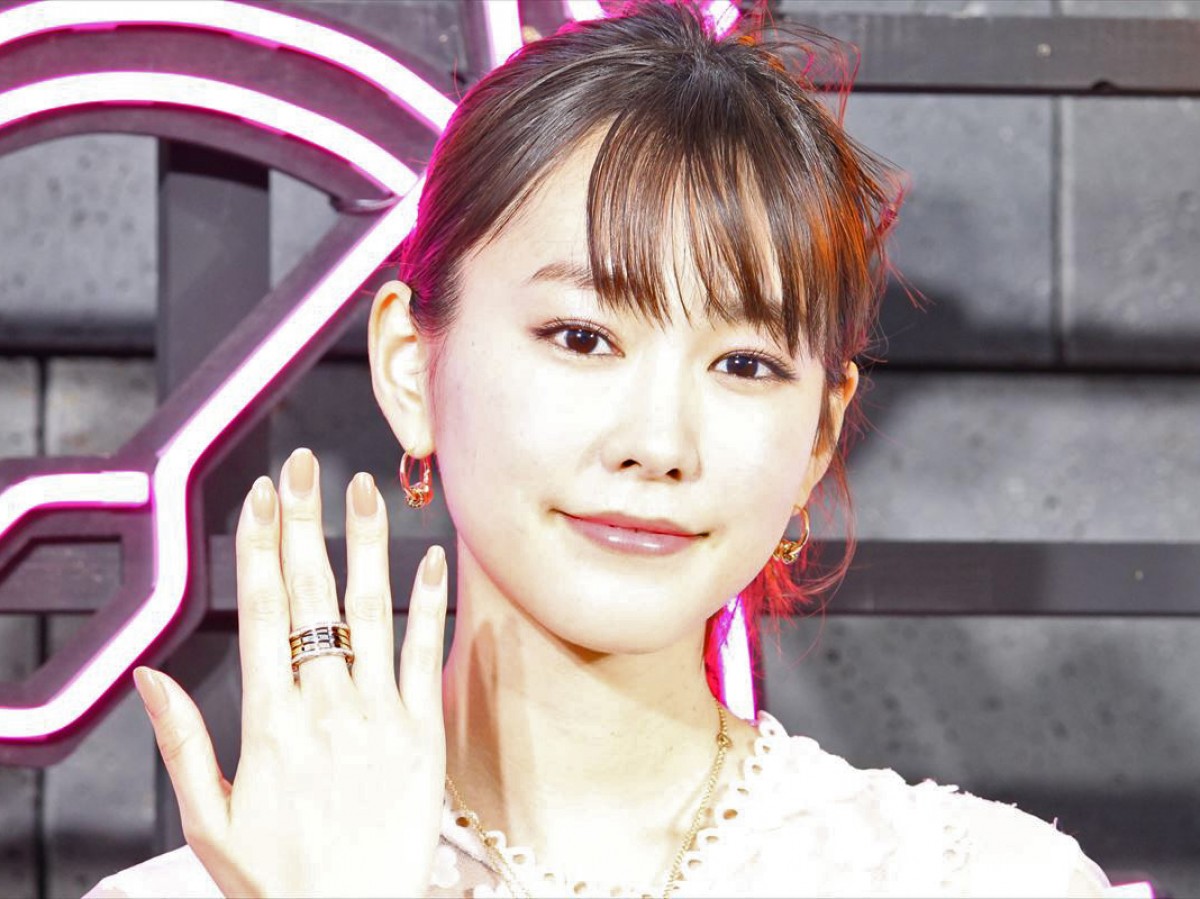 桐谷美玲の“いちごパジャマ姿”に反響「こんなかわいい嫁がいるとは」