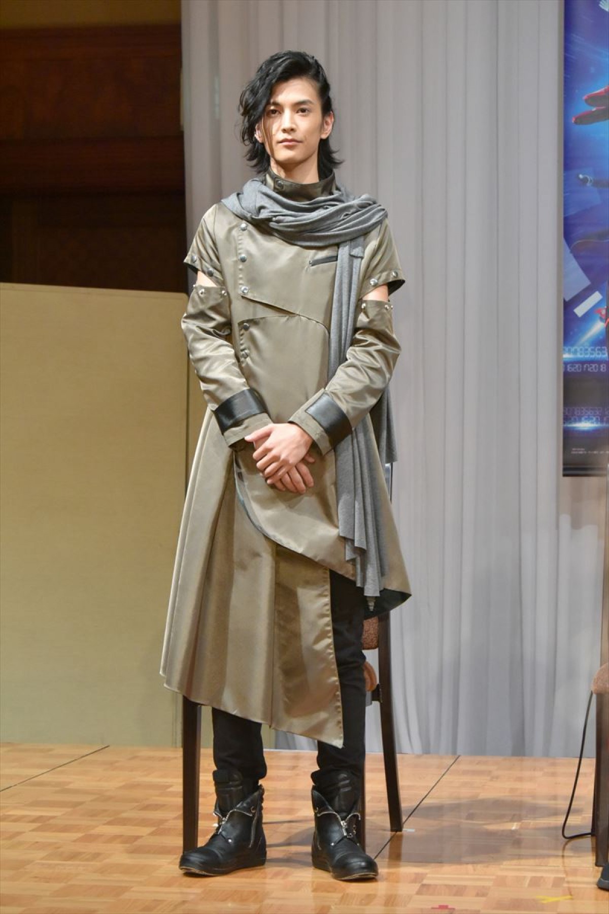 仮面ライダー新作主演の奥野壮、変身ポーズを生披露「王様になる！」