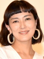 【写真】板谷由夏、母親の写真を披露 「お母さんも美人」「そっくり」と話題