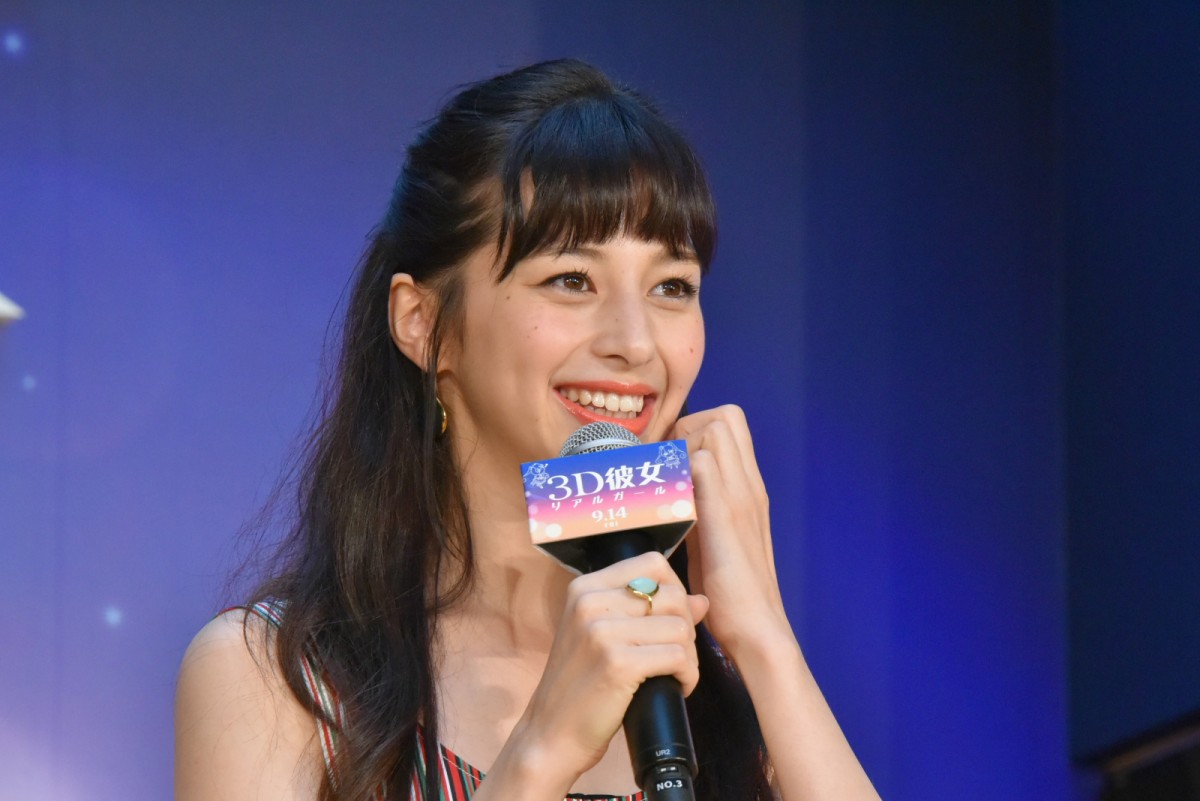 佐野勇斗、初対面の中条あやみにいきなり「I LOVE YOU」