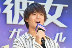 映画『3D彼女　リアルガール』ジャパンプレミア・カーペットイベントに登場した佐野勇斗