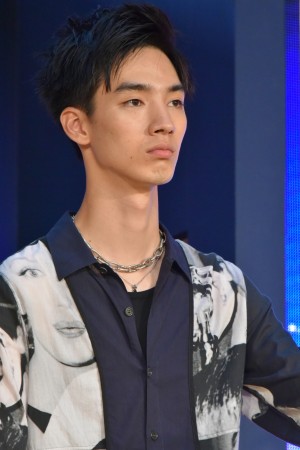 映画『3D彼女　リアルガール』ジャパンプレミア・カーペットイベントに登場した清水尋也