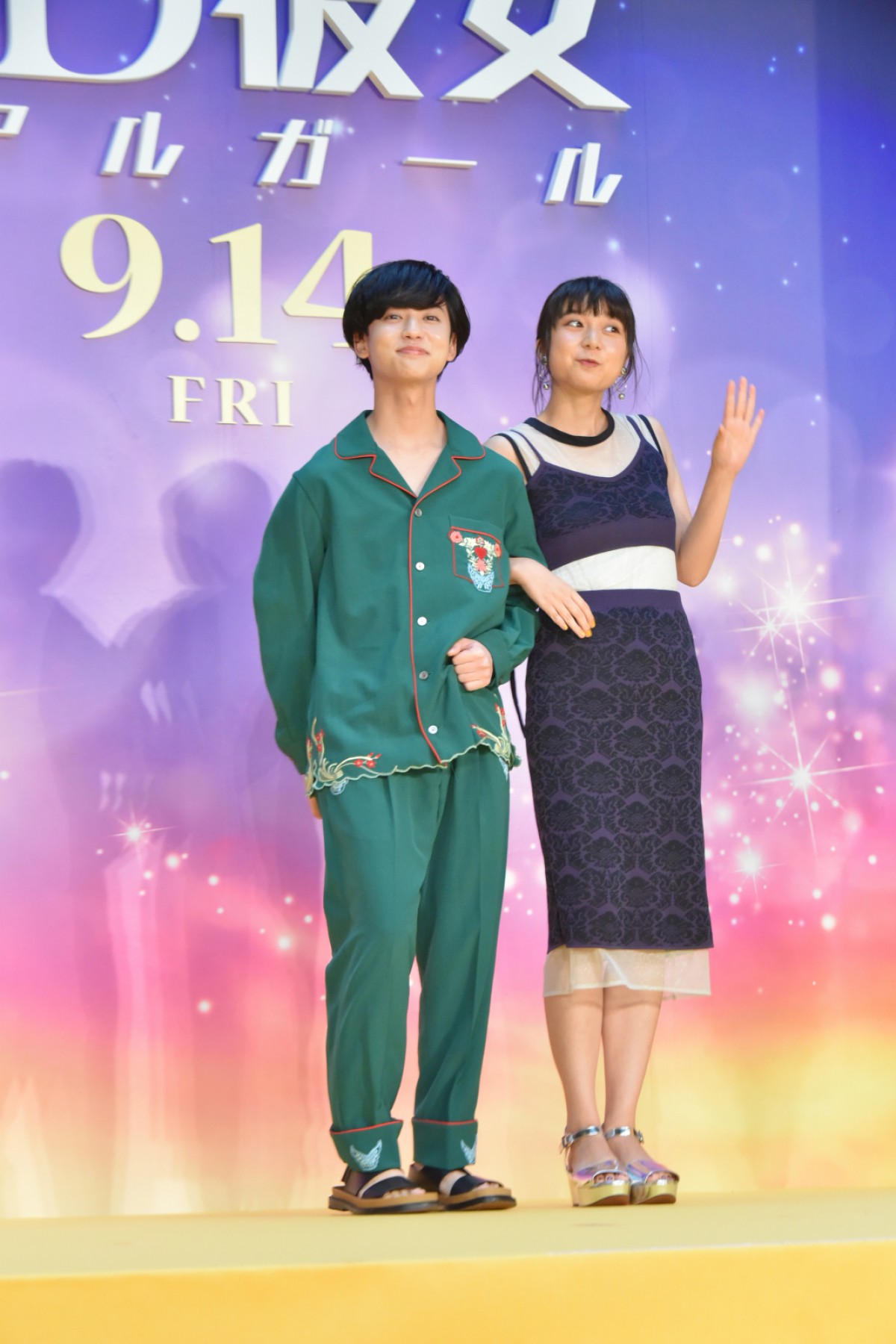 佐野勇斗、初対面の中条あやみにいきなり「I LOVE YOU」