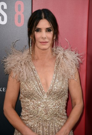 『オーシャンズ8』NYプレミアに登場したサンドラ・ブロック