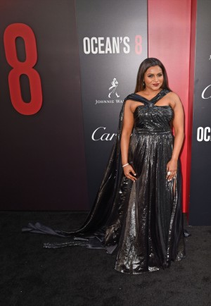 『オーシャンズ8』NYプレミアに登場したミンディ・カリング