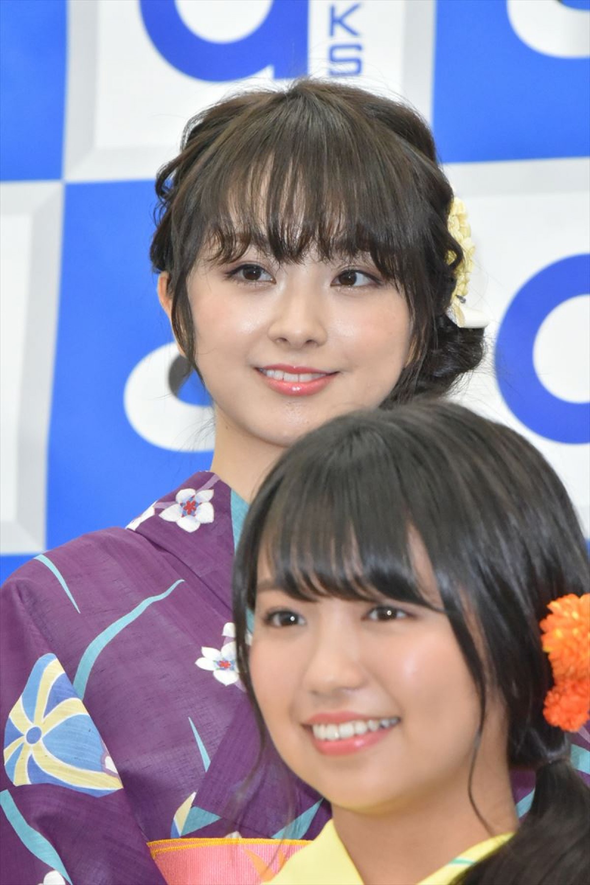 浅川梨奈「下着つけてない」浴衣姿で、大原優乃と登場「いろいろ不安」