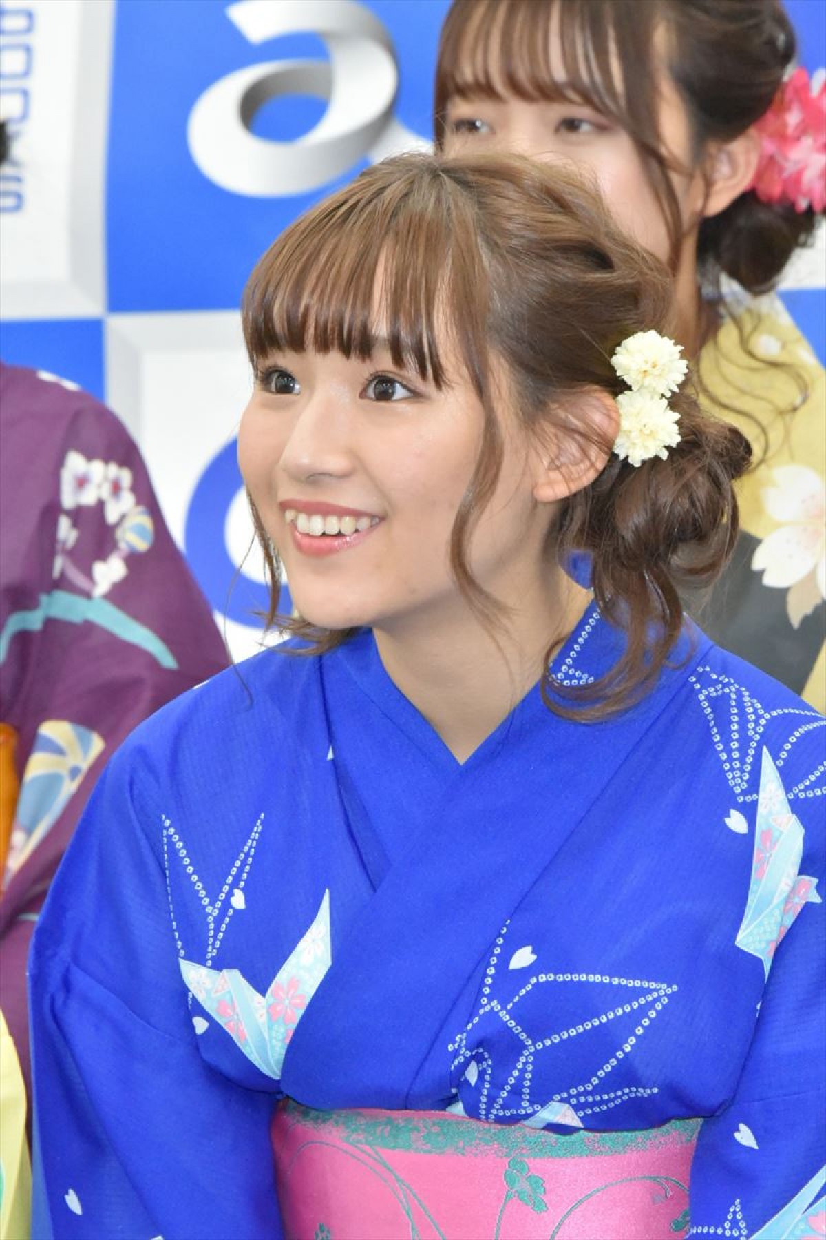 浅川梨奈「下着つけてない」浴衣姿で、大原優乃と登場「いろいろ不安」