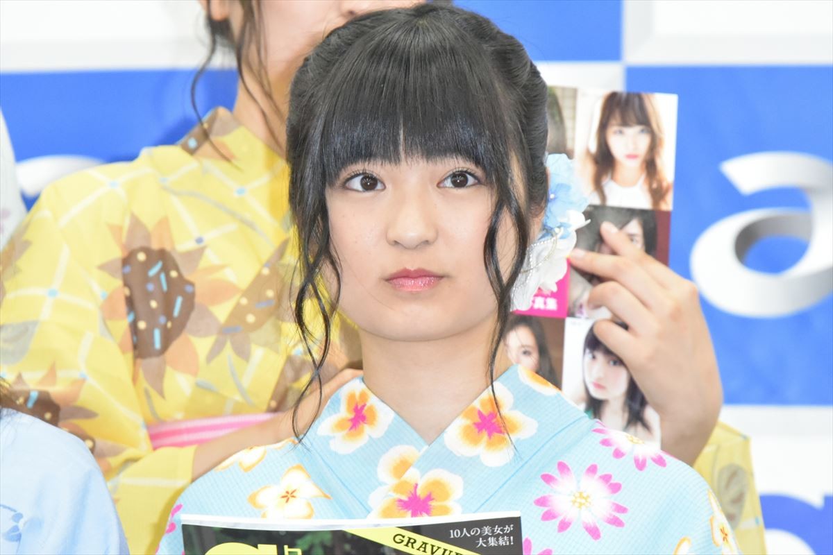 浅川梨奈「下着つけてない」浴衣姿で、大原優乃と登場「いろいろ不安」