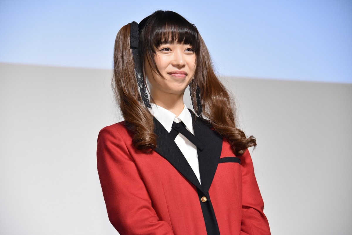 浜辺美波、フライング発表!?『賭ケグルイ』続編＆劇場版製作決定