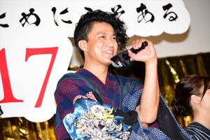 『銀魂2 掟は破るためにこそある』完成披露試写会に登壇した小栗旬