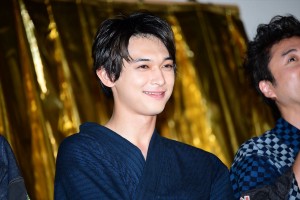 『銀魂2 掟は破るためにこそある』完成披露試写会に登壇した吉沢亮