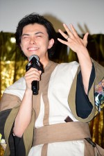 『銀魂2 掟は破るためにこそある』完成披露試写会に登壇した勝地涼