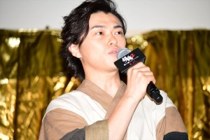 『銀魂2 掟は破るためにこそある』完成披露試写会に登壇した勝地涼