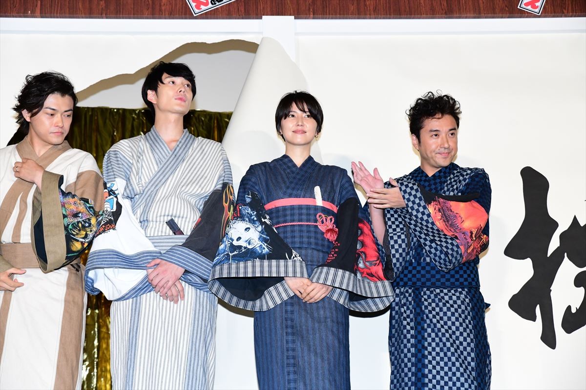 小栗旬、菅田将暉と「真選組がかっこよすぎる」といじける