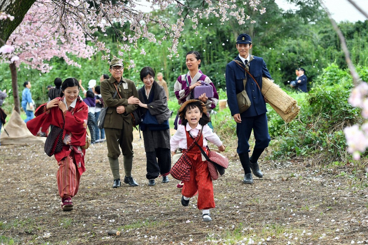 今夜『この世界の片隅に』花見に出かけた先ですずはリンと再会するが…