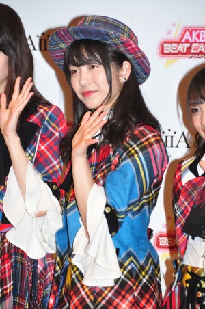 アイア AKB48を起用した新作ゲームお披露目記者会見に登場した横山由依